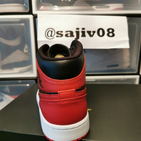 Jordan Mid Banned - Picture 3 of 5